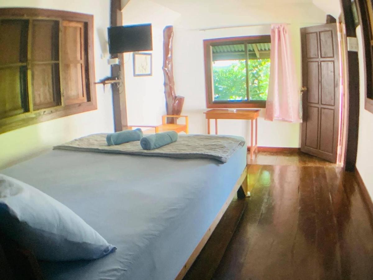 Moon River Resort Phimai Екстериор снимка