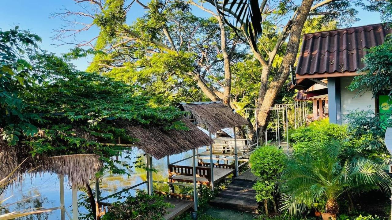 Moon River Resort Phimai Екстериор снимка