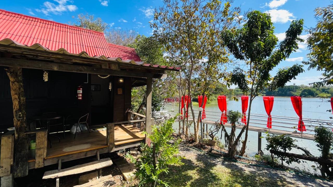 Moon River Resort Phimai Екстериор снимка
